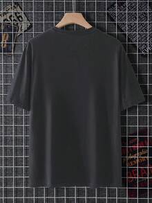 Áo thun nam ngắn tay mùa hè có in hình nhân vật đeo mặt nạ, cổ tròn - Màu xám đen - Xem 2