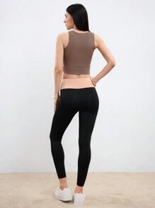 Easithlete Women's Stylish Solid Color Slim Fit Twist Design Sports Tank Top Workout Tops - Khaki - View 2