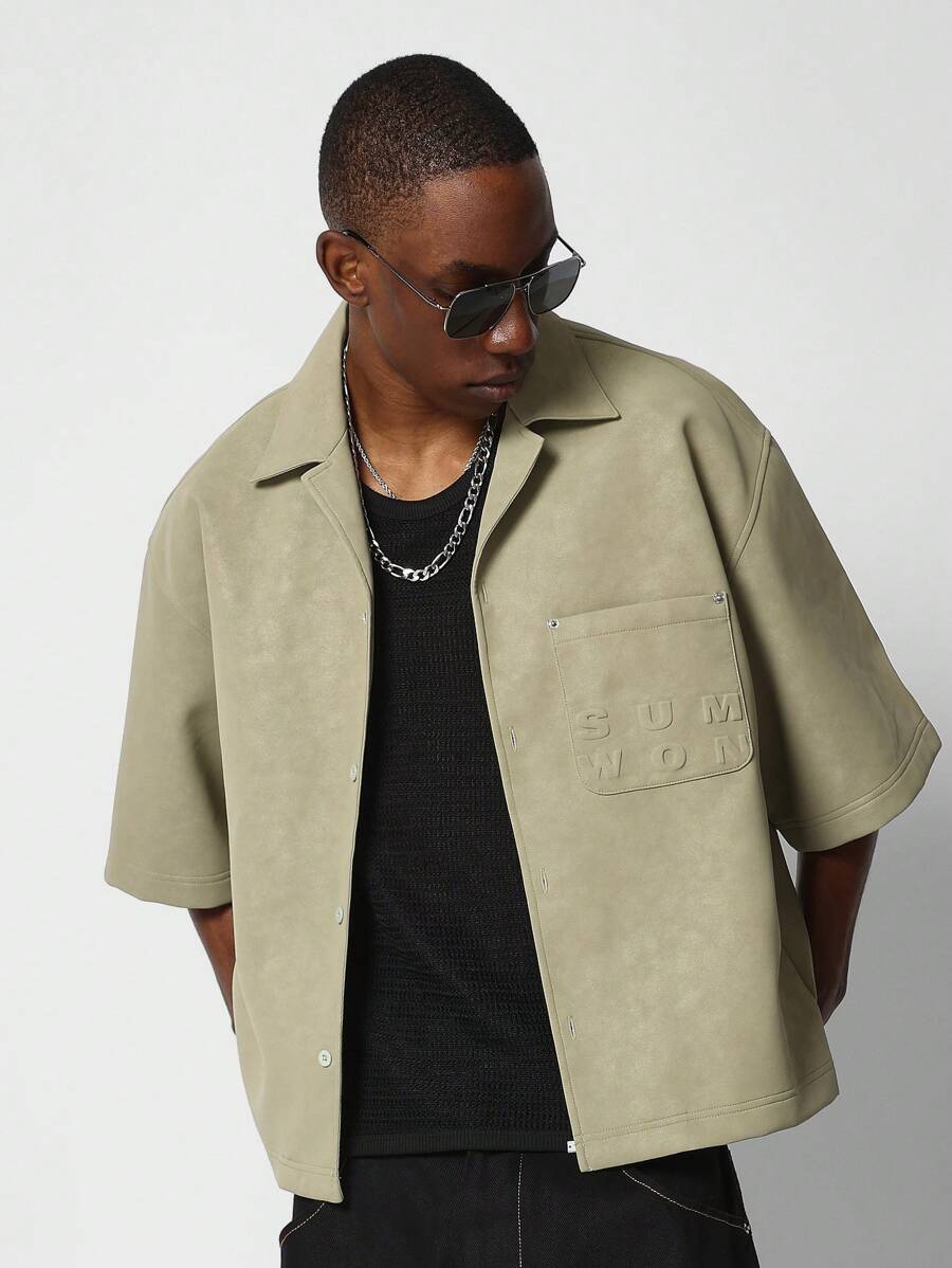 SUMWON 休闲短袖纽扣工作衬衫幸运符外套圣帕特里克节轻便春季爱尔兰主题街头服饰，带压花口袋细节 - 綠色 - 查看 1