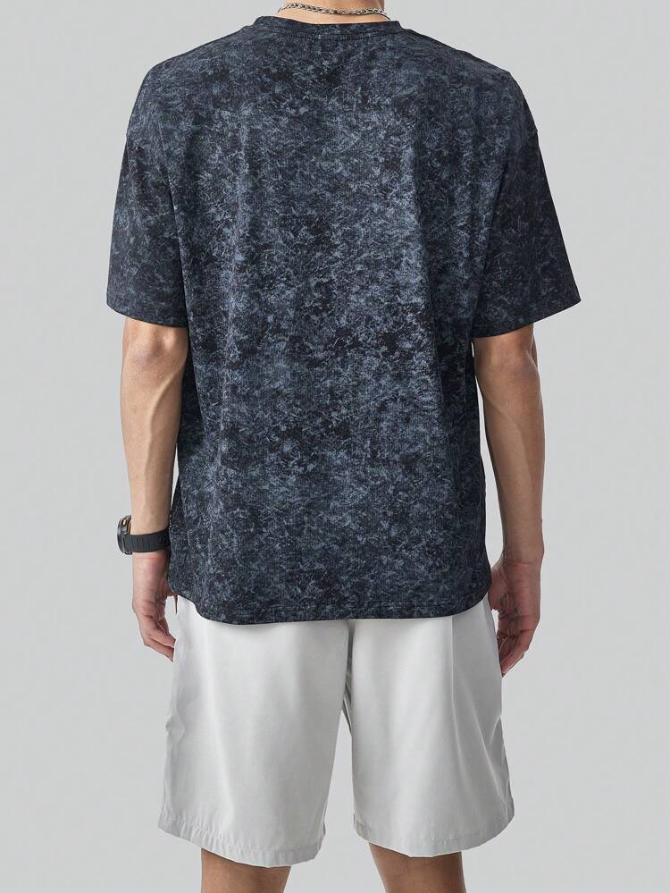 Loose-Fitting Men's Short Sleeve T-Shirt With Text Print Design