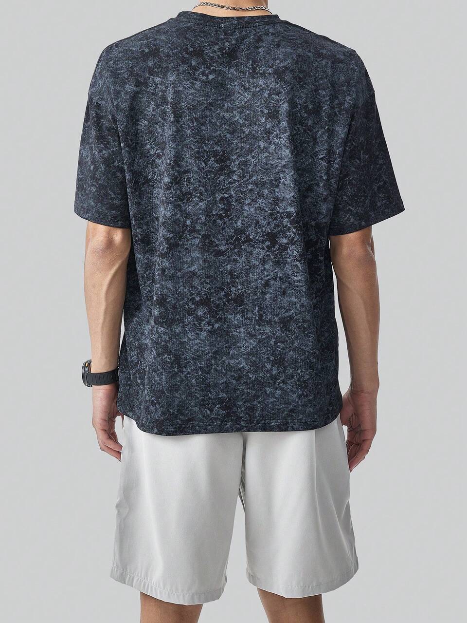 Loose-Fitting Men's Short Sleeve T-Shirt With Text Print Design
