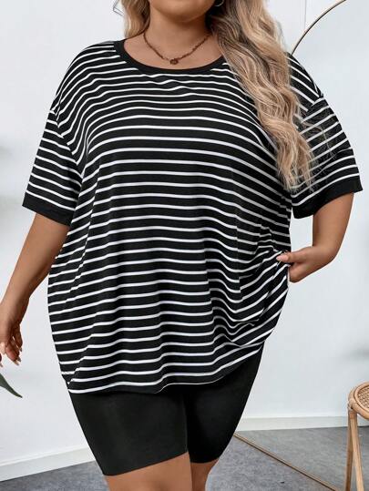 SHEIN CURVE+ 大尺碼女士休閒條紋與印花圓領下垂肩短袖T卹，夏季款式