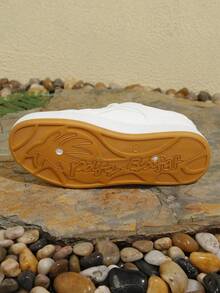 1 双男女休闲运动鞋，适合春秋季校园、户外和学生活动 - 白色 - 查看 7