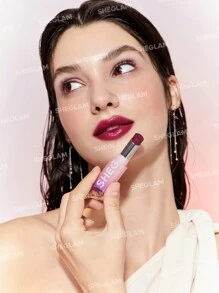 SHEGLAM Mirror Kiss 高光澤唇膏-That'S Fierce 12 色高光澤閃亮閃光唇膏保濕減少唇部細紋潤唇膏唇妝 品牌 美容 化妝 化妝品 適合女性與女孩 完美搭配冬季 Y2K 時尚 流行 生日禮物 假期 派對準備就緒 最佳顏色 - That's Fierce - 查看 3