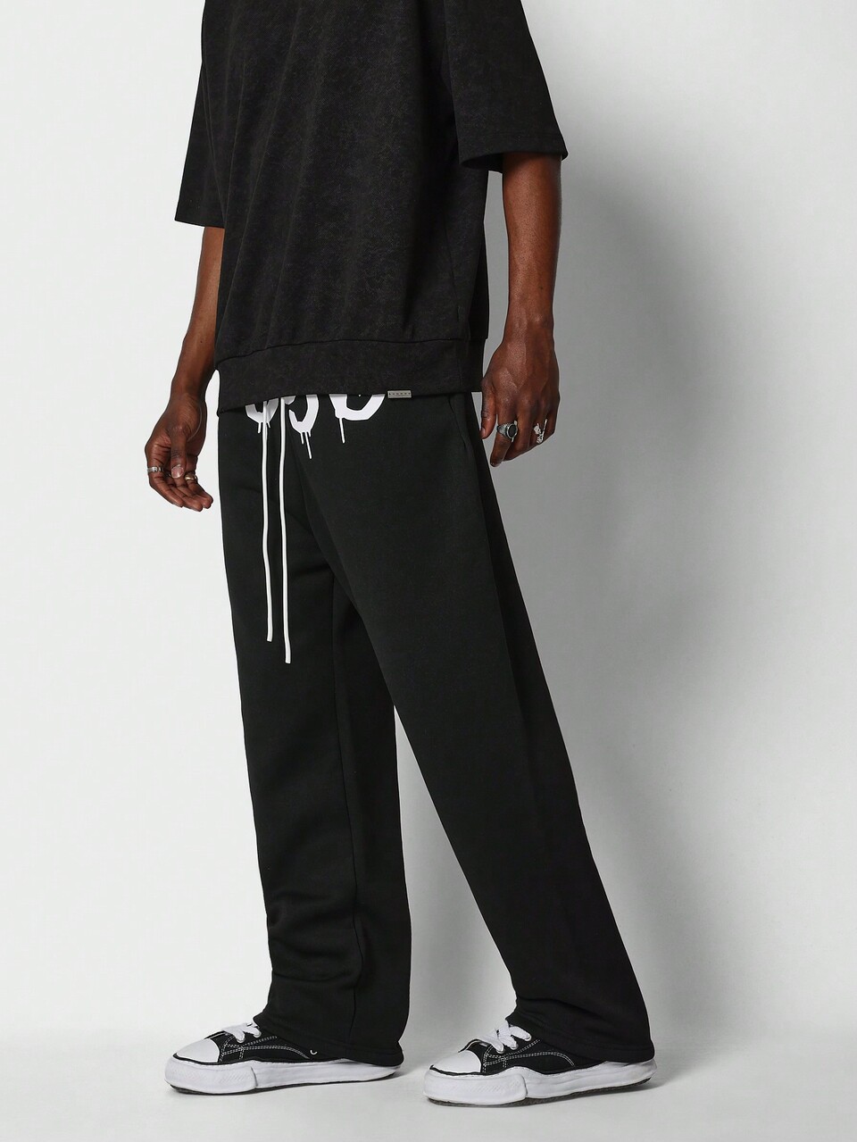 SUMWON 1990er Jahre Graffiti Art Jogginghose, Retro Streetwear Jogginghose, Skater Urban Hip Hop weite Fleece Hose für Herbst, Lässig Sport Workout Hose mit Kordelzug