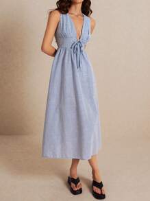 Poéselle 女款蓝色条纹V领系带无袖背心连衣裙，条纹连衣裙，蓝色夏季连衣裙，女士连衣裙，修身紧身中长通勤连衣裙 - 藍白色 - 查看 4