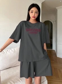 DAZY Bộ đồ mặc nhà ngắn tay in chữ rộng rãi - Màu xám đen - Xem 1