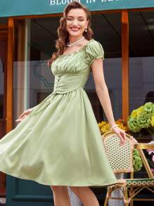 SHEIN DECDS Vestido elegante vintage para mujer, corte holgado, cuello cuadrado, mangas abullonadas, pliegues, volantes, cinturón en la cintura, lazo cruzado, lazo, vestido verde agua tipo paraguas para primavera/verano, estilo Bridgerton, vestido casual, vestido largo, vestido tipo lechera, vestidos de verano para mujer, ropa de otoño, ropa de vuelta al colegio, vestido para concierto - Verde - Ver 1