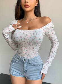 DAZY Camiseta de manga larga con cuello cuadrado, ajuste delgado, con estampado floral diminuto, para primavera/verano, ropa de otoño estilo Y2K - Multicolor - Ver 2