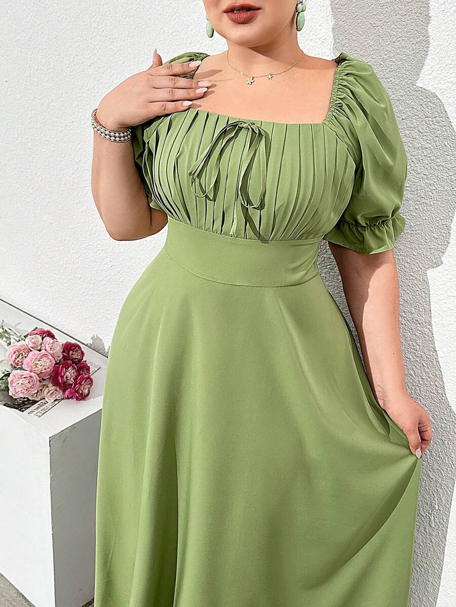 Mulvari Plus Size Women's Solid Color Simple Daily Dress, Milkmaid Sundress - Green - View 1