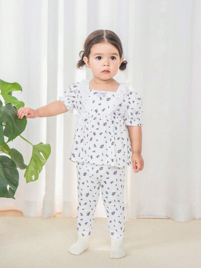 SHEIN Baby Girl Cute Japanese-Style 3D Bow, Lace Trim Decorated Floral Puff Sleeve Homewear Pajamas Set, 2pcs