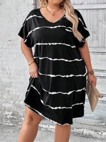 SHEIN CURVE+ 特大碼黑白色縫染條紋休閒寬鬆T恤裙（附口袋），夏日連衣裙 - 黑與白 - 查看 7