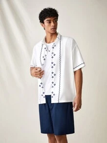 Manfinity RebelGame Men's Woven Fashionable Casual Daily Short Sleeve Printed Shirt And Shorts Set - Multicolor - View 6