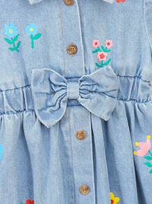 Dziewczynka Kolorowy haft w kwiaty Wygodna, sprana, miękka sukienka dżinsowa z uroczymi rękawami bąbelkowymi, idealna na letnie wakacje - Średni jeans - Zobacz 5