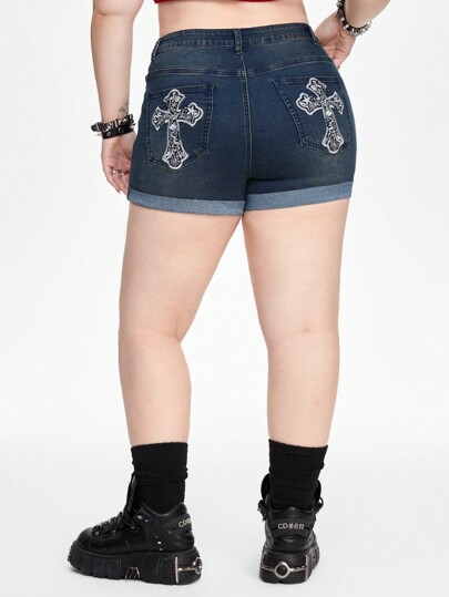 Grunge Punk Short en denim super court de grande taille avec broderie croisée à l'arrière et strass