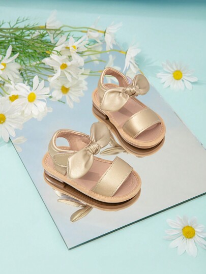 Sandalias con correa de tobillo para bebés y niños pequeños con diseño simple y cierre de gancho y lazo con decoración de lazo