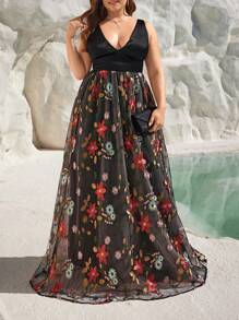 SHEIN Belle Plus Size Black Satin Holiday Style Elegant Dinner Dress With Floral Embroidery And Romantic Sweetness - Black - View 3