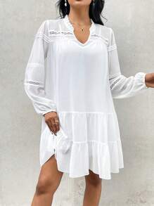 SHEIN Privé 女士優雅無袖蕾絲V領短裙，褶皺設計，雪紗透視，完美夏季日常穿著，度假，音樂節 - 白色 - 查看 1