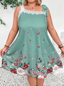 SHEIN CURVE+ Plus Size Vacation Casual Asymmetrical Neck Sleeveless Dress With Floral Print, Lace And Patchwork - Green - View 1