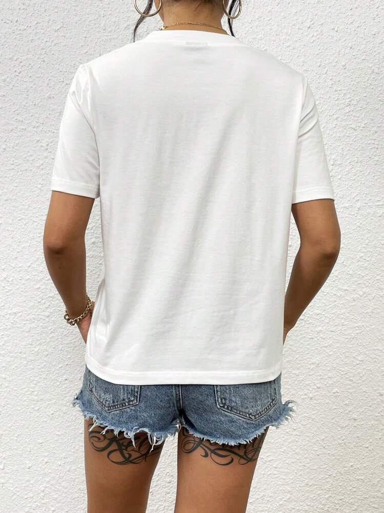 SHEIN Frenchy 女士休闲日常V领T恤，印有手势和爱心图案 - 白色 - 查看 4