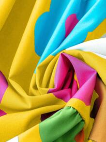 SHEIN Lady 女士春夏時尚休閒花卉印花燈籠袖連衣裙，配有V領及綁帶設計