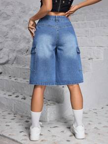 SHEIN PETITE 夏季休閒寬腳牛仔短褲，設有實用細節