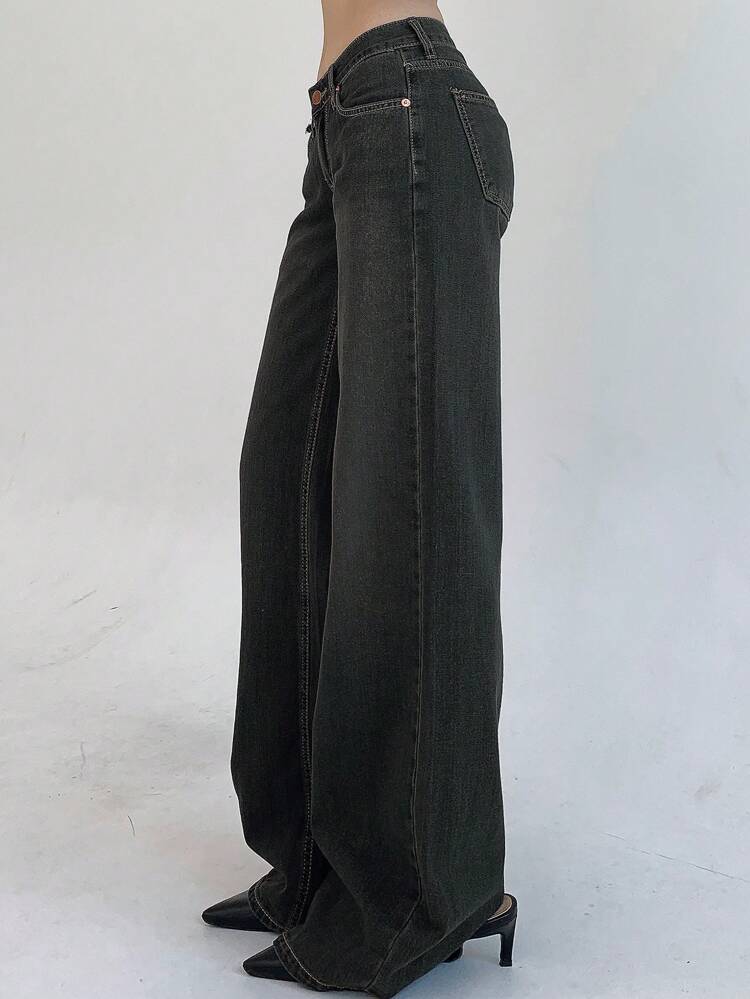 Women's Fashionable Flared Denim Pants With Pockets,Ladies Casual Button,Pocket,Zipper Drop Waist Straight Leg Long Dark Wash Cotton Curvy Loose Women Jeans,Spring/Fall,Casual Daily Wear Low Rise Jeans
