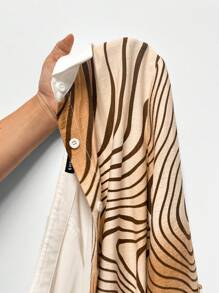 SHEIN Essnce Robe-chemise pour femmes d'été décontractée à boutons imprimée en blocs de couleurs avec manches retroussées