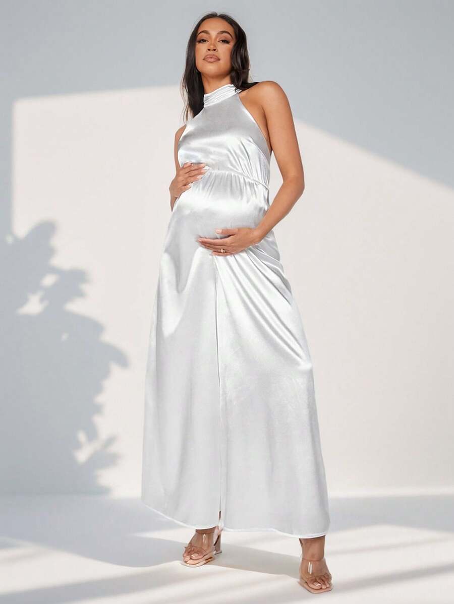 MaterniChic Mono largo sin mangas y halter para embarazadas con estilo joven y romántico ideal para vacaciones en la isla - Blanco - Ver 1