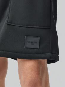 Manfinity Homme Men's Simple Solid Color Wide Pocket Loose Short Going Out Plain Letter Patched Sweat Shorts, For Husband, Boyfriend Gifts