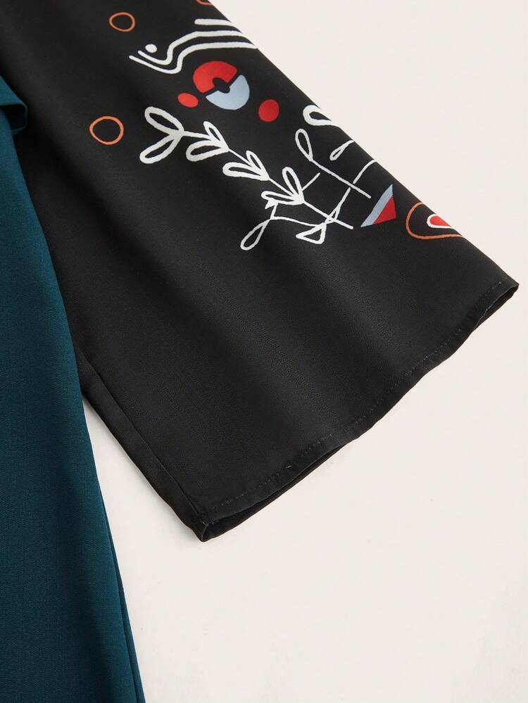 Women's V-Neckline Belted A-Line Dress With Graphic Print Pattern