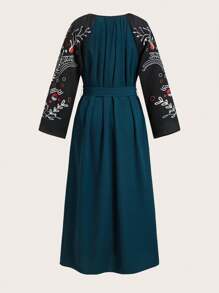 Seusyu Women's V-Neckline Belted A-Line Dress With Graphic Print Pattern - Multicolor - View 2