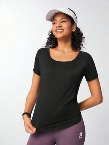 Easithlete 女士純色簡約日常運動T恤，女式網球服裝 - 黑色 - 查看 2