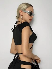 SHEIN ICON Top court et ajusté pour femme avec design de découpe asymétrique, col montant et fines bretelles, style Y2K pour l'été
