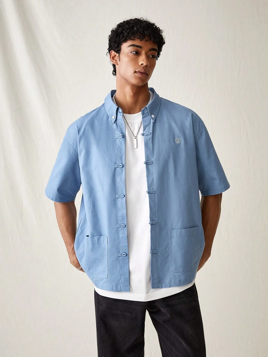 Manfinity VCAY Áo sơ mi dệt kim ngắn tay mùa hè dành cho nam có thêu chữ và nút chụp - Màu xanh lam - Xem 1