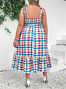 SHEIN CURVE+ Vestido a cuadros de tirantes con talla grande para vacaciones informales - Multicolor - Ver 2