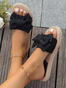 Tropiscape 女士蝴蝶结装饰凉拖鞋，休闲露趾平底夏季鞋，轻便沙滩鞋，情人节度假氛围，轻松海滩秋季圣诞节冬季圣诞礼物 - 黑色 - 查看 10