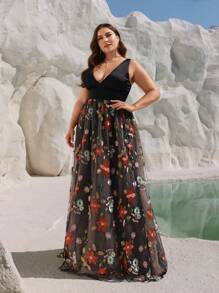 SHEIN Belle Plus Size Black Satin Holiday Style Elegant Dinner Dress With Floral Embroidery And Romantic Sweetness - Black - View 7