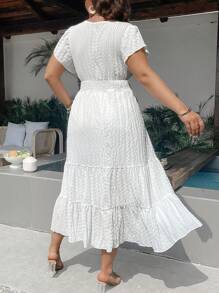 SHEIN Clasi Plus Size Women's Solid Color Waist Gathered V-Neck Ruffled Dress, White, For Summer Vacation Maxi Women Outfit