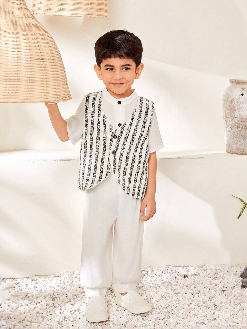 Young Boy Simple Daily Shirt And Pants Set