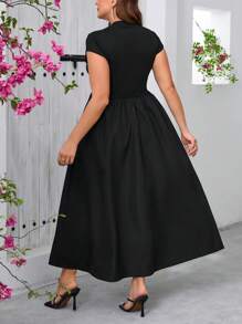 SHEIN Privé Đầm ôm body tay ngắn phong cách Trung Hoa mới cho nữ cỡ lớn có viền xòe, màu đen, hàng mới về - màu đen - Xem 2