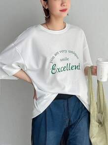 FRIFUL Tricou casual casual de vară pentru femei, cu imprimeu cu slogan, decolteu rotund și mâneci cu umeri căzuți - Bej - Vizualizare 7