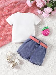 Conjunto de verano para bebé niña con camiseta de manga corta estampada de fresa y pantalones cortos de mezclilla bordados con fresas - Blanco - Ver 2