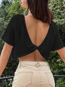 SHEIN EZwear Camiseta para el verano con twisted, sin espalda y hombros caídos - Negro - Ver 1