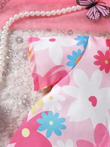 SHEIN Baby Mädchen Sommer Blumendruck Kurzarm Shirt & Shorts Mit 3d Blumen Verziertem Riemen