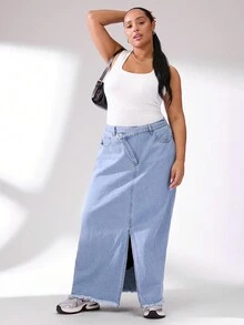 SHEIN BASICS Casual Sport Solid Color Knitted Slim-Fit Square Neck Plus Size Top, Regular With Chest Pad, Basic Style - White - View 6