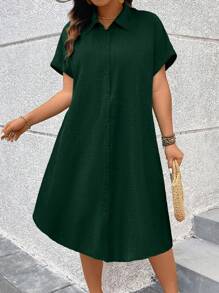 SHEIN LUNE CURVE Gaun Kasual Musim Panas Lengan Pendek Kancing Depan Kerah Lipat Warna Polos Ukuran Besar untuk Wanita - Dark Green - View 4