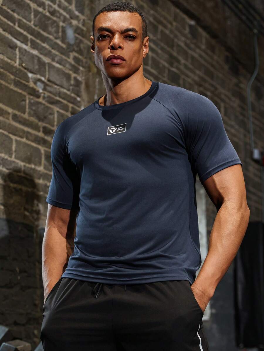 Manfinity Sport Corelite Camiseta de tirantes deportiva de estilo boyfriend para hombre, de corte ajustado, cómoda y transpirable, para el verano