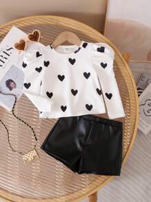 SHEIN Cute Knitted Heart Pattern Baby Girl Top With Lamb Sleeves And PU Leather Shorts, 2pcs/Set - Black and White - View 1