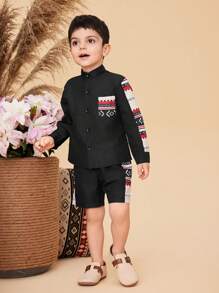 SHEIN 2入組年輕男孩時尚拼接印花設計套裝，包括長袖襯衫和休閒短褲，適合春夏郊遊和休閒度假 - 黑色 - 查看 3
